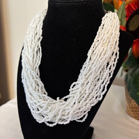 Beautiful White Multi Strand Necklace (17") in Silver for any occasion - Picture 3 of 12